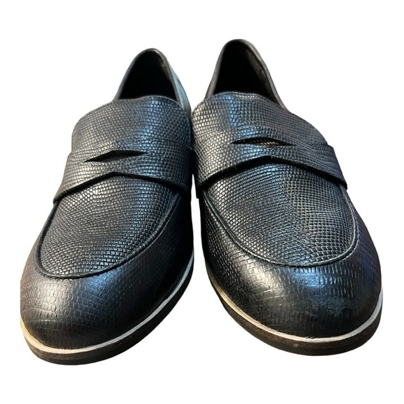 Clarks Women's Trish Rose Loafer, Black, Size 7.5W - Picture 7 of 10